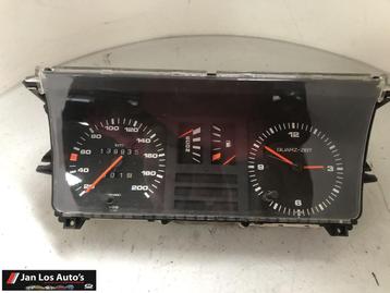 Audi 80 B2 instrumentenpaneel  beschikbaar voor biedingen