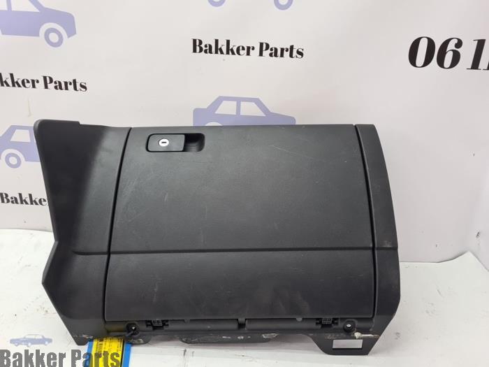 Boîte à gants d'un Volkswagen Golf, -, Volkswagen, -, 3 mois de garantie