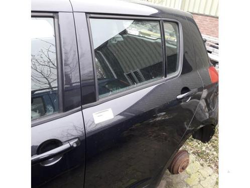 Portier 4Deurs links-achter van een Suzuki Swift (ZCE), Auto-onderdelen, Carrosserie, Deur, Suzuki, Gebruikt, 3 maanden garantie