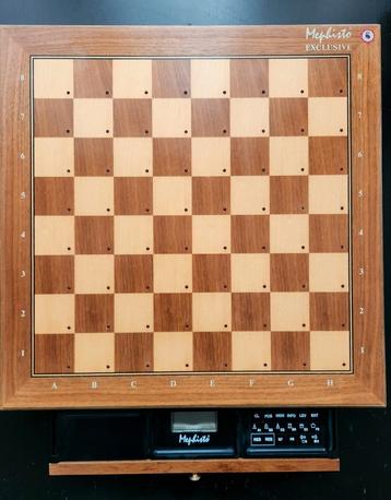 Hegener + Glaser Mephisto Rebell 5.0 elektronisch schaakbord beschikbaar voor biedingen