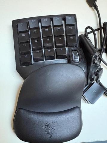 Razer Tartarus v2, Informatique & Logiciels, Claviers, Comme neuf, Enlèvement, Filaire, Clavier gamer