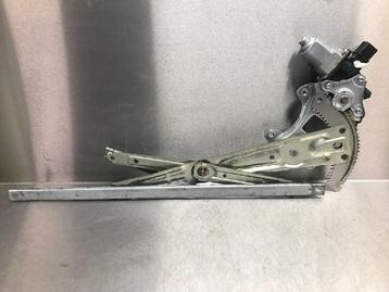 RAAMMECHANIEK RECHTS VOOR Mitsubishi ASX (01-2010/03-2023) beschikbaar voor biedingen