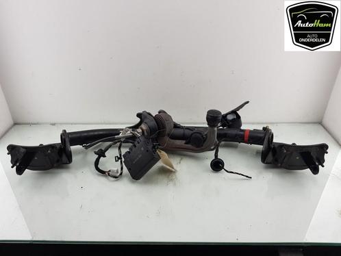 TREKHAAK Mercedes-Benz A (W176) (01-2012/05-2018), Auto-onderdelen, Ophanging en Onderstel, Mercedes-Benz, Gebruikt
