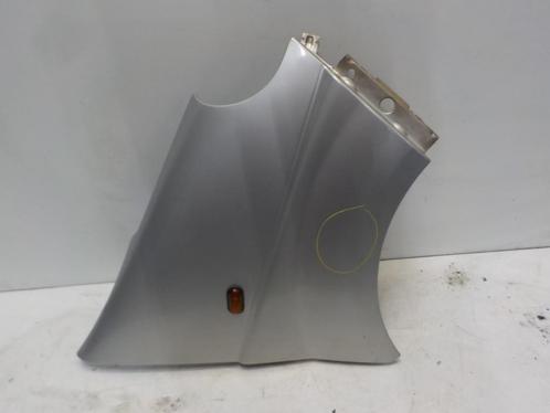 SPATBORD RECHTS VOOR Opel Vivaro (01-2000/07-2014), Auto-onderdelen, Carrosserie, Spatbord, Opel, Voor, Rechts, Gebruikt