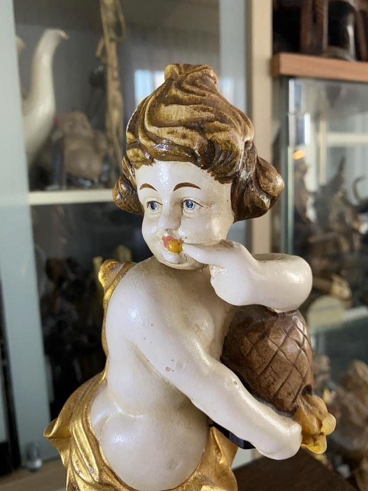 houten staande beeld "putte engel honing likkepot" 31 cm, Antiek en Kunst, Kunst | Beelden en Houtsnijwerken, Ophalen of Verzenden