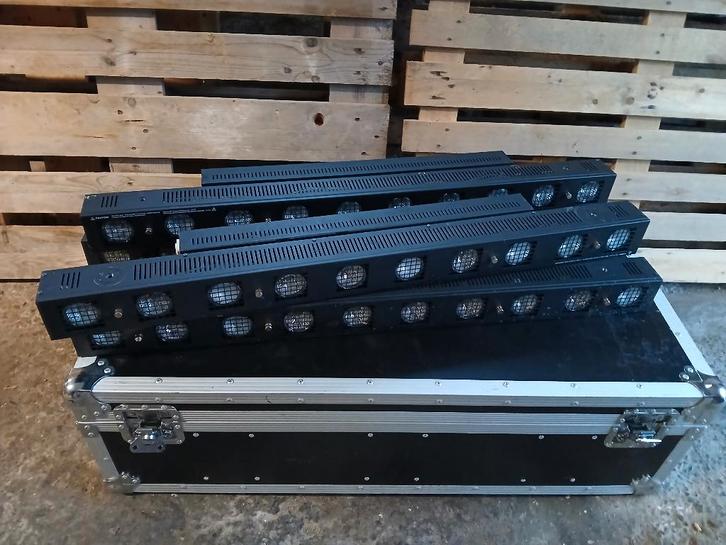 6x Showtec Sunstrip + Flightcase + Support, Muziek en Instrumenten, Licht en Laser, Zo goed als nieuw, Licht, Ophalen