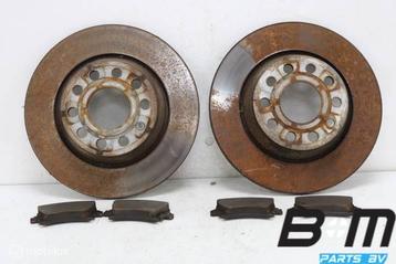 Set remschijven + blokken achterzijde VWPassat B7 5Q0615601G beschikbaar voor biedingen