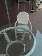 Gratis glazen tafel met bijhorende stoelen, Ophalen, Gebruikt