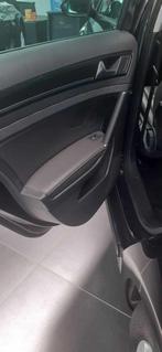 Volkswagen Golf Highline BlueMotion (bj 2019), Voorwielaandrijving, Stof, Euro 6, Zwart