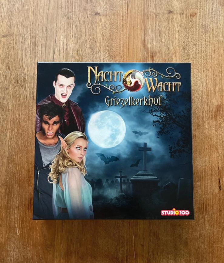 Jeu de plateau Night Watch Scary Graveyard, Hobby & Loisirs créatifs, Jeux de société | Jeux de plateau, Neuf, Trois ou quatre joueurs