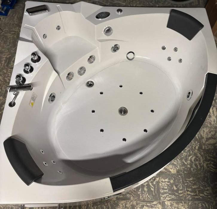 Jacuzzi, Tuin en Terras, Bubbelbaden en Hottubs, Gebruikt, Vast, Inbouw, Ophalen