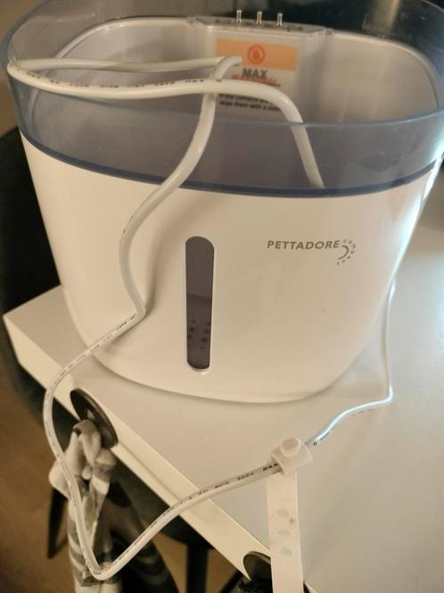 Drinkfontein, Dieren en Toebehoren, Kattenvoerbakken en Drinkbakken, Nieuw, Automatisch, Ophalen of Verzenden