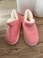 Bottes pantoufles roses, Vêtements | Femmes, Chaussures, Enlèvement ou Envoi, Pantoufles