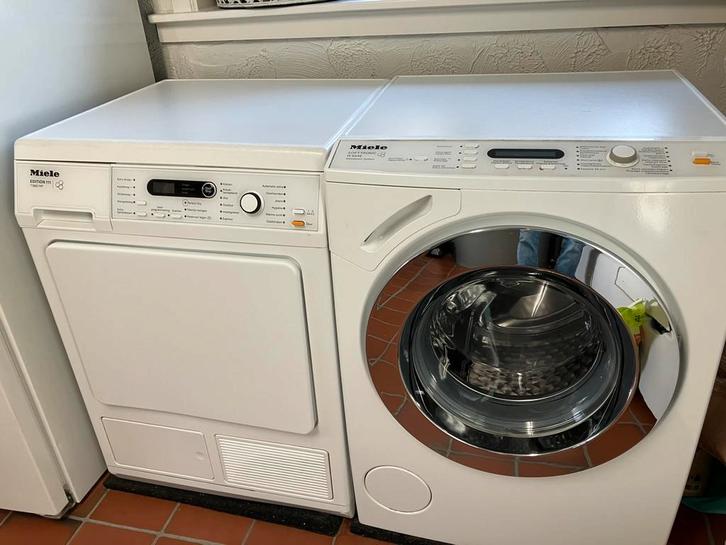 Miele A+++ wasmachine 7 kilo 1600 toeren Softtronic W6546, Elektronische apparatuur, Wasmachines, Gebruikt, Voorlader, 6 tot 8 kg