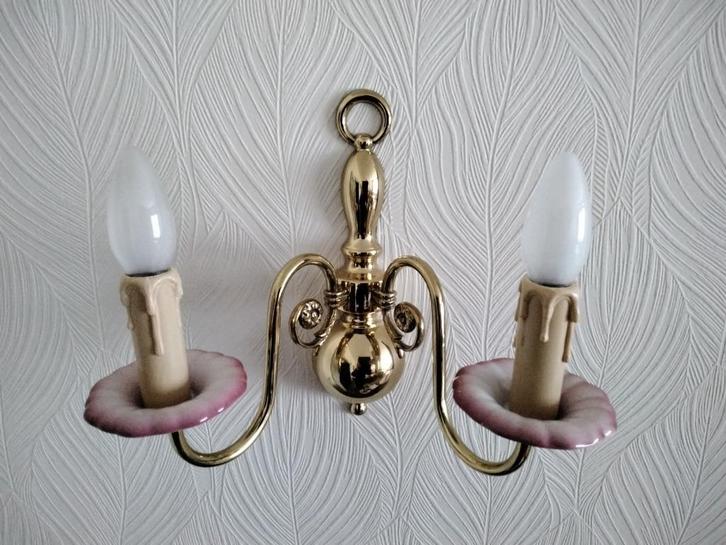 2x messing/porselein wandlampen (izgst), Huis en Inrichting, Lampen | Wandlampen, Zo goed als nieuw, Ophalen of Verzenden
