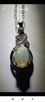 Sterling zilveren hanger met natuurlijke Ethiopische opaal, Ophalen of Verzenden, Rood, Zilver