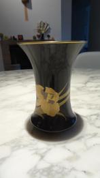 Vase en porcelaine noir Hutschenreuter Leonard Paris , décor, Enlèvement ou Envoi