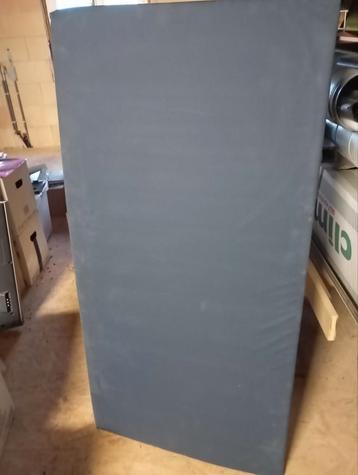 Matras met bescherming 70 cm op 1,40cm beschikbaar voor biedingen