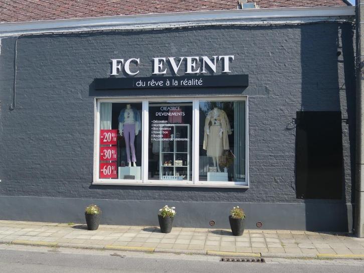 A louer surface commerciale 85M2, Courcelles., Immo, Appartements & Studios à louer, Charleroi, 50 m² ou plus