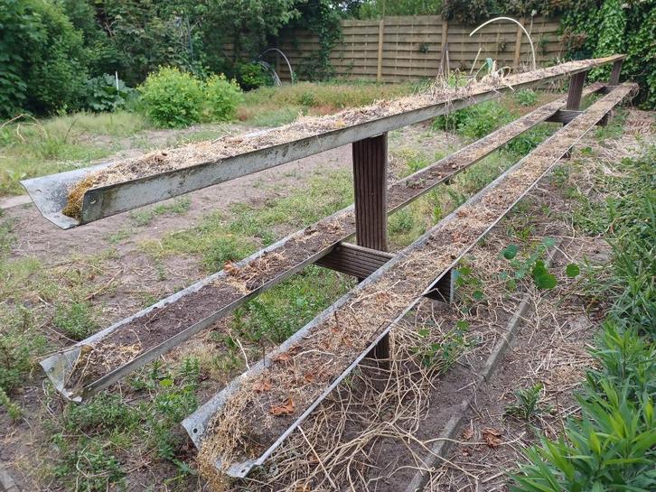 6 teeltgoten van 6 m lengte - kweekbakken op hoogte, Tuin en Terras, Kweekspullen, Gebruikt, Kweekbak, Ophalen
