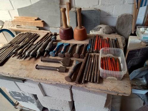 Beeldhouwers materiaal en stenen, Doe-het-zelf en Bouw, Gereedschap | Handgereedschap, Zo goed als nieuw, Ophalen