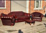 Ensemble Chesterfield en canapé 3 places rouge sang de bœuf, Enlèvement, Utilisé, Cuir, Chesterfield, oxblood, vintage, mancave, hocker