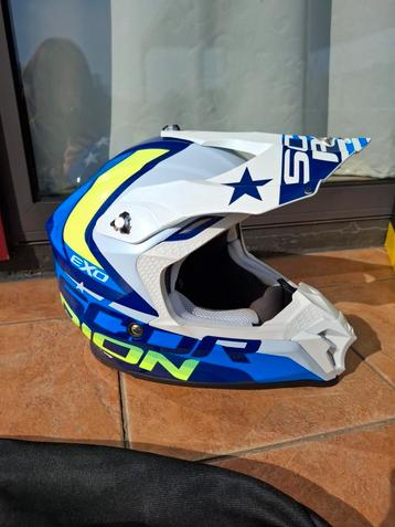 Casque scorpion taille s beschikbaar voor biedingen