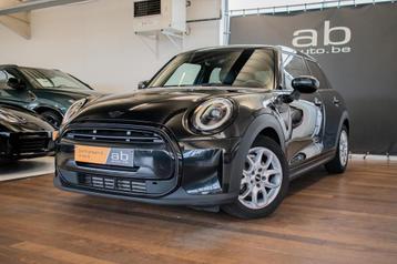 MINI Cooper 5 DOOR AUTOM, LED, SPORTSTOEL, SFEERVERLICHTING beschikbaar voor biedingen
