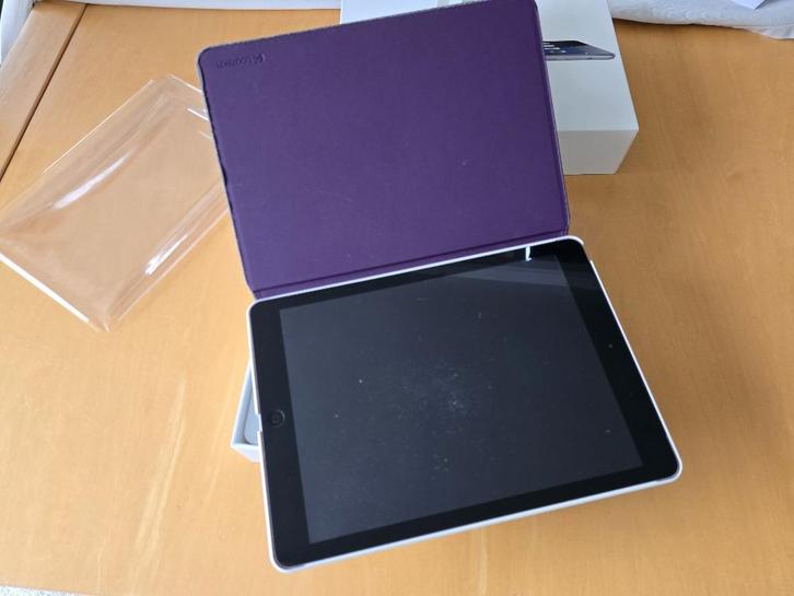 Apple Ipad Air (model 2013) 128gb zwart/grijs + beschermhoes, Computers en Software, Apple iPads, Zo goed als nieuw, Apple iPad
