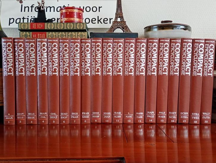 Spectrum compact encyclopedie, Boeken, Encyclopedieën, Gelezen, Ophalen