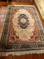 Tapis persan, Enlèvement