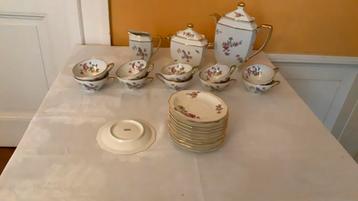 Koffieservies beschikbaar voor biedingen
