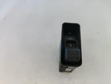 Lichtschakelaar BMW 5 / 8 serie E34 E31 61311384005 1384005 beschikbaar voor biedingen