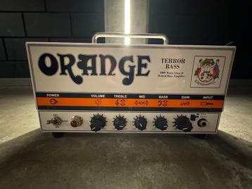 Orange - Terror Bass - 1000W Hybrid versterker