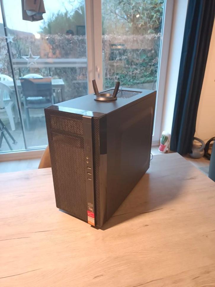 Gaming desktop, Informatique & Logiciels, Ordinateurs de bureau, Utilisé, 3 à 4 Ghz, SSD, 16 GB, Gaming, Enlèvement