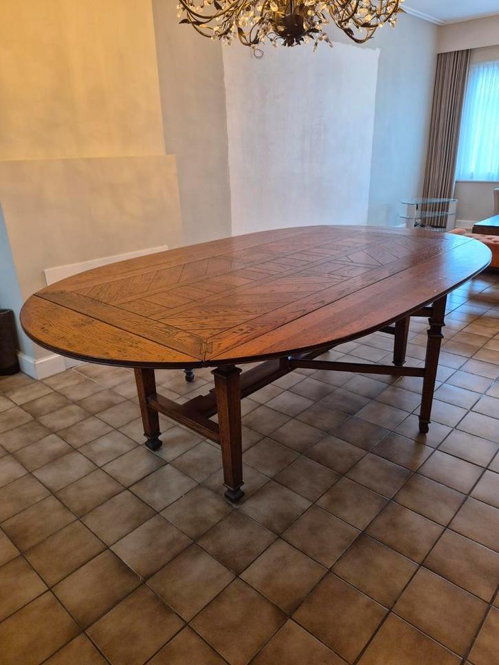 Table en chêne français, Maison & Meubles, Tables | Tables mange-debout, Comme neuf, Enlèvement
