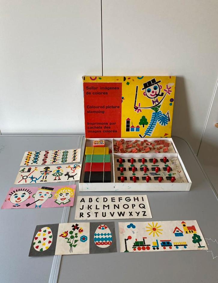 🍄 Oude Vintage doos stempels en voorbeelden, Kinderen en Baby's, Speelgoed | Educatief en Creatief, Gebruikt, Ophalen of Verzenden