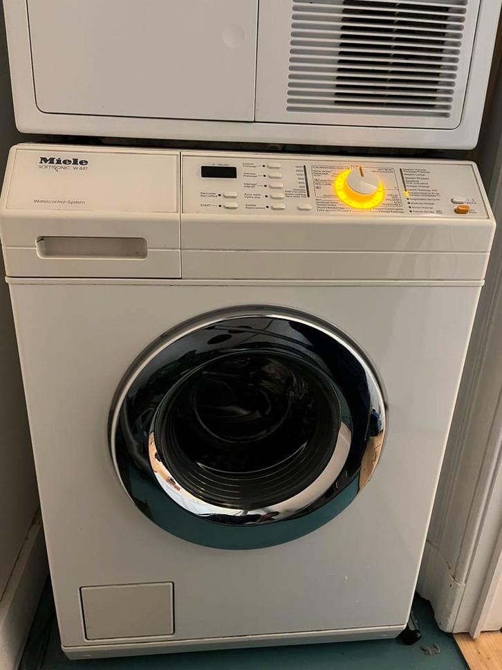 Wasmachine Miele (€70 voor de ladderlift) - zelf op te halen, Elektronische apparatuur, Wasmachines, Gebruikt, Voorlader, Ophalen