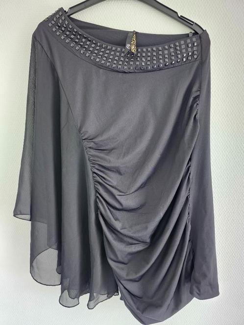 zwarte T-shirt/jurk met wijde mouw langs 1 kant, Kleding | Dames, T-shirts, Zo goed als nieuw, Maat 36 (S), Zwart, Zonder mouw