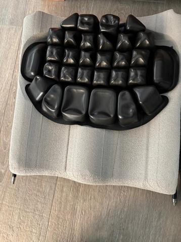 3 ROHO kussens voor in Rolstoel beschikbaar voor biedingen