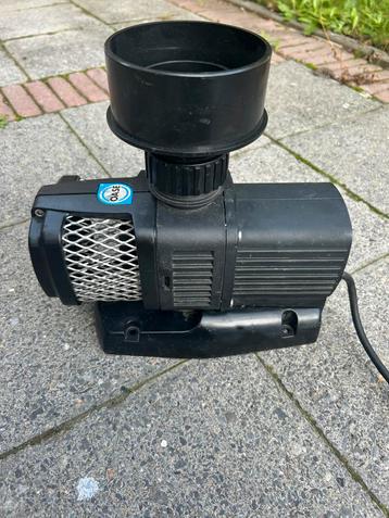 Te koop oase optimax 10000 sterke en zuinige Vijverpomp 65 w beschikbaar voor biedingen