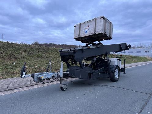 Bocker LIft Bocker HD30K Long 30M 400kg monte-char ladder, Zakelijke goederen, Machines en Bouw | Liften, Steigers en Ladders