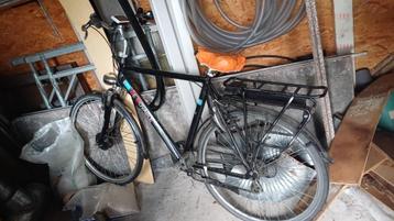 2 electrische fietsen beschikbaar voor biedingen