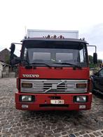 paardenvrachtwagen 4-paarden met zadelkamer en weinig km!, Dieren en Toebehoren, Paarden en Pony's | Trailers en Aanhangwagens