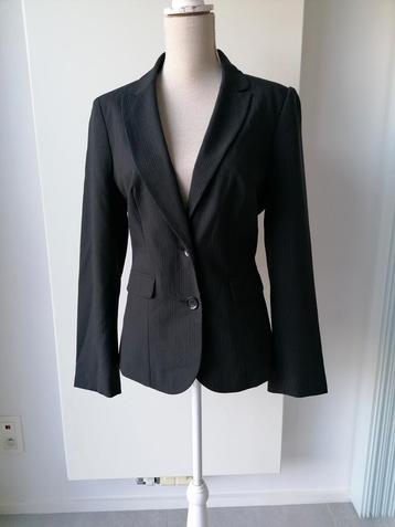 Grijze blazer van Charles Vögele , mt 42 beschikbaar voor biedingen