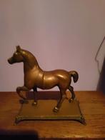 Koperen paard, Ophalen