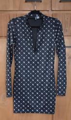 Robe à manches longues H&M taille M, Kleding | Dames, Jurken, Maat 38/40 (M), H&M, Zwart, Ophalen of Verzenden