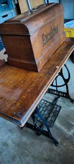 Machine à coudre ancienne Excelsior, Antiquités & Art, Antiquités | Machines à coudre, Enlèvement