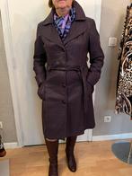Trenchcoat paars van Melvin mooue staat 42, Kleding | Dames, Ophalen of Verzenden, Zo goed als nieuw, Maat 42/44 (L), Paars