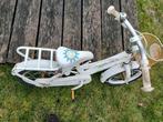 witte kinderfiets met bloemetjes, Fietsen en Brommers, Ophalen, Gebruikt, 14 inch of minder, Onbekend